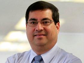 Dr. Jose Carlos Flores Chávez