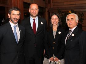 Dr. Juan Pablo Valdivieso y Sres. Álvaro Elizalde, Patricia Roa y Rafael Díaz