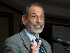 Dr. Óscar Ferilio Trincado