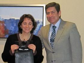 Dra. Victoria Novik y Sr. Joaquín Verdugo