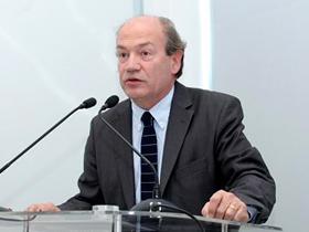 Dr. Pablo Vial Claro