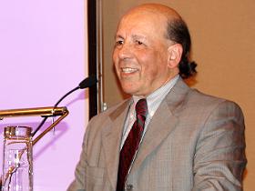 Dr. Rienzi Díaz Navarro