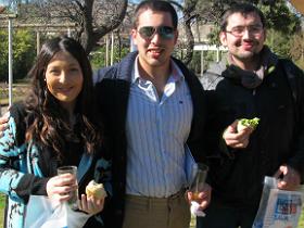 Dr. Patricio Vicuña junto a internos USS