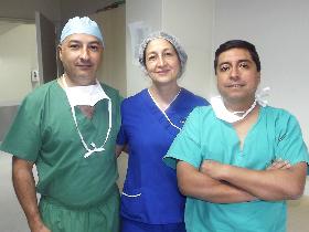 Dr. Javier Cayazaya, Sra. Yorka Miranda y Dr. Hugo Boza