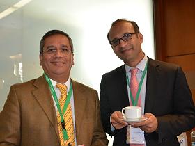 Dres. Carlos Astudillo y Naveen Pereira