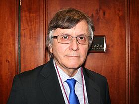 Dr. Carlos Fuentealba Pérez