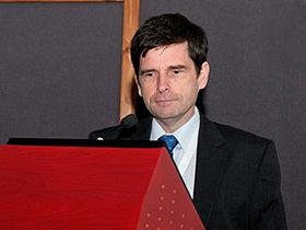 Dr. Andrew Redington