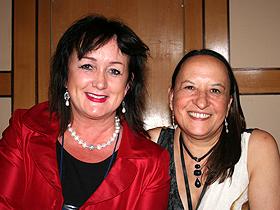 Dras. Catherine Owens y Gloria Soto