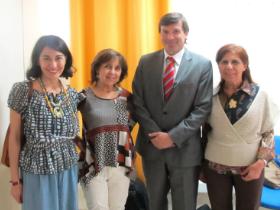 Dras. Carolina Salgado y Soledad Potthoff, Sr. Luis Alberto Lindermeyer y Dra. Bella Blanco