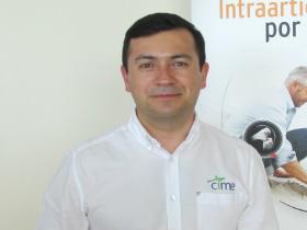 Dr. Mauricio Riquelme Oyarzún