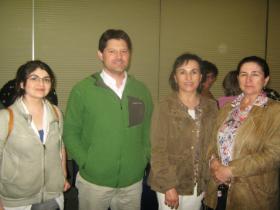 Dres. Francisca Bahamondes, Gonzalo Rivera, Rosa Cortez y Ana Prado