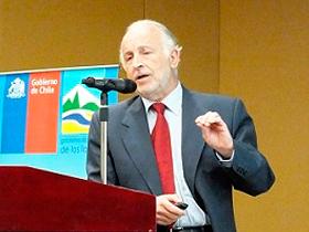 Dr. Alfonso Valenzuela Bonomo