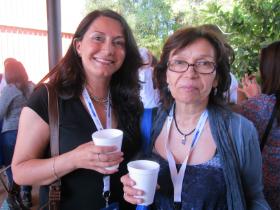 Dras. Angélica González y Flor Artigas