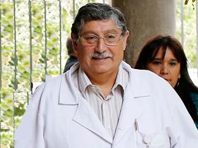 Dr. Carlos Altamirano