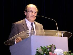Dr. Pablo Vial Claro