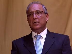 Dr. Gastón Zamora Álvarez
