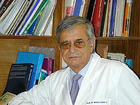 Dr. Nelson Lobos James-Freyre