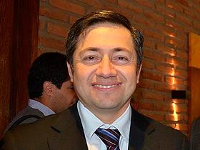 Dr. Alex Navarro Reveco