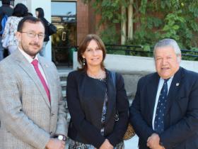 Dr. Enrique Seguel, Sra. Ximena García y Dr. Raúl González