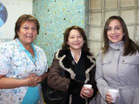 Dras. Cecilia Mandiola, Patricia Velásquez y Ghyslaine Moscoso