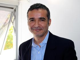 Dr. Paulo Paredes Barrera