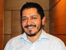 Dr. Fernando Peña Soto