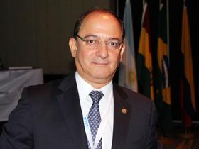 Dr. Alejandro Espinoza