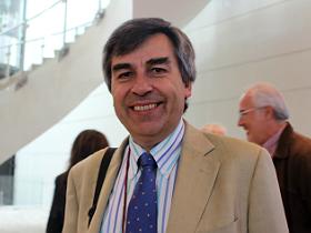 Dr. Francisco Radrigán Araya