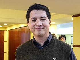 Dr. Esteban Riquelme Falcón