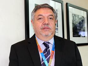 Dr. Carlos Tapia Martinic