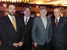 Alejandro Saval, Dr. Cristian Munitiz, José Basso y Emilio Saval