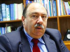 Dr. Raúl Silva Prado