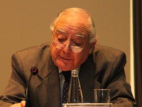 Dr. Rodolfo Armas Merino