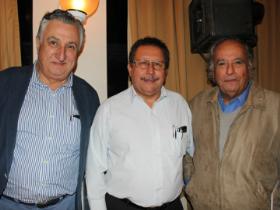Dres. Patricio Rifo, Mario Gorena y Eduardo Villagrán