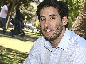 Dr. Matías Gompertz Mattar