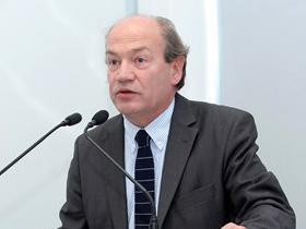 Dr. Pablo Vial Claro