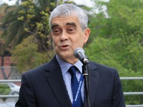 Dr. Juan Mendoza Navarro