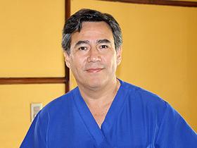 Dr. Robinson González Donoso