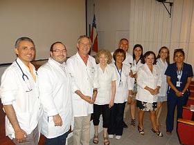 Comisión acreditadora junto al director y subdirectores del Hospital de Ovalle