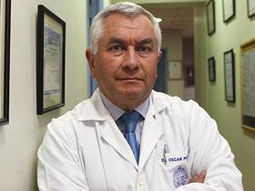 Dr. Enrique Paris Mancilla