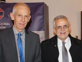 Dres. Michael King y Benjamín Vicente