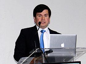 Dr. Cristian Cartes Indo