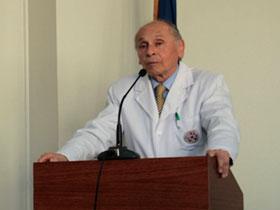 Dr. Patricio Vera Cáceres