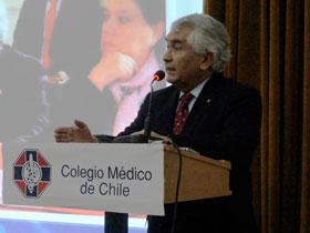 Dr. Enrique Paris Mancilla