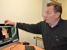 Dr. Sergio Lillo Descourvieres