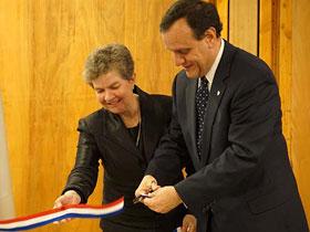 Sra. Barbara Loeb y Dr. Ignacio Sánchez