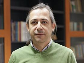 Dr. Gonzalo Navarrete Ríos