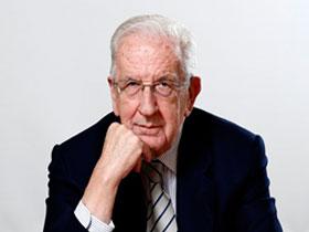 Dr. Pablo Casanegra Prjant