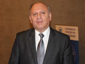Dr. Alex Valenzuela Montero