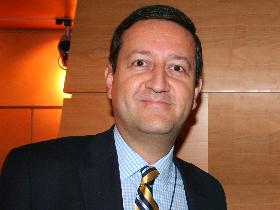 Dr. Rodrigo Zapata Larraín